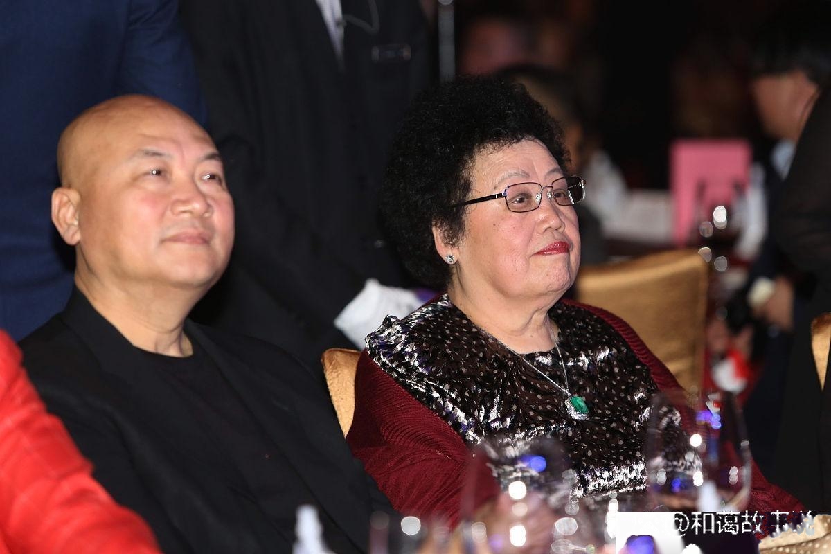 【最有钱明星排名榜,最有钱明星排名榜图片】-第2张图片